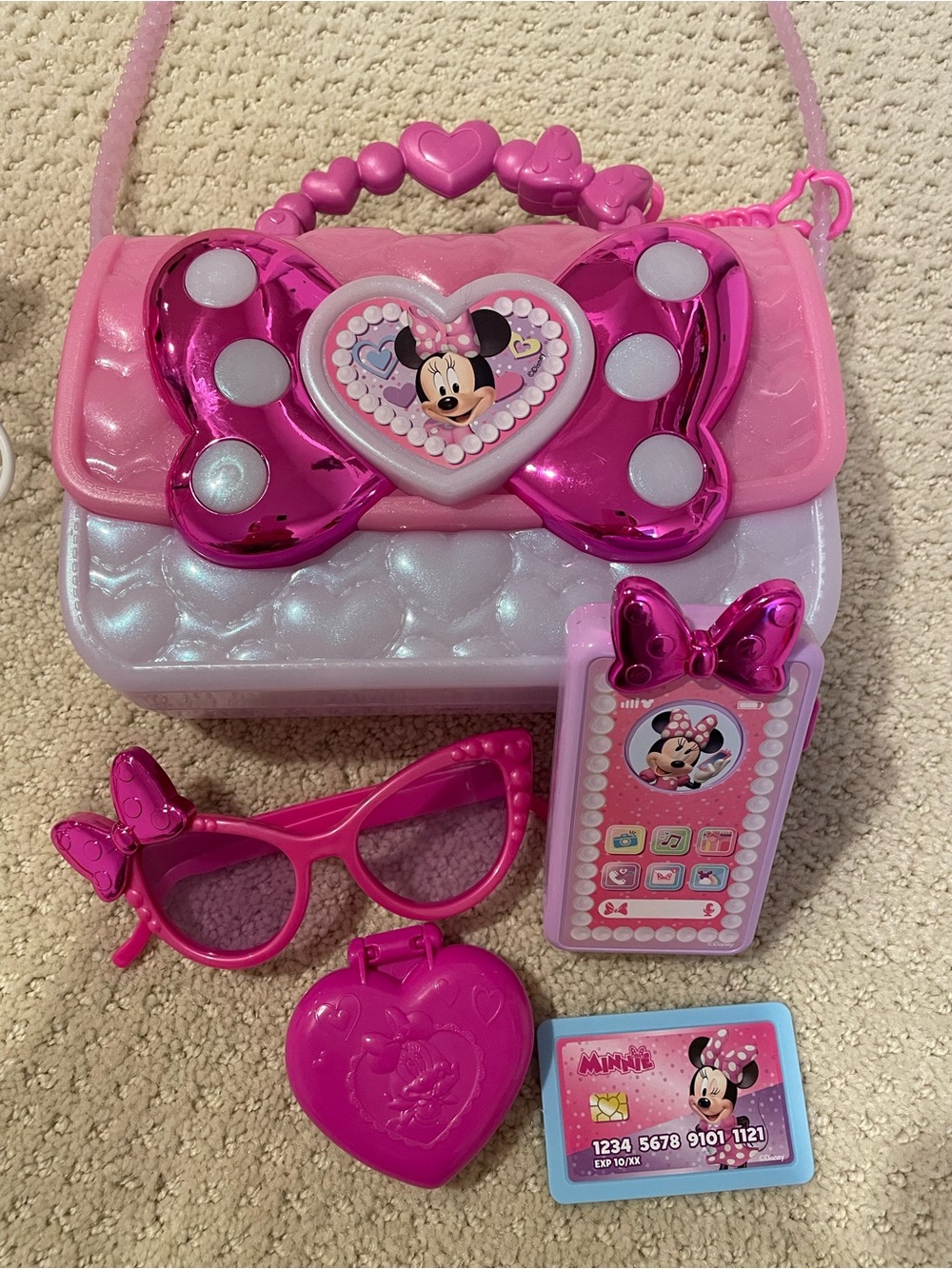 Pink Minnie Mouse Playset Bundle - Toy Camera, Cash Register & Accessories - Picture 4 of 4